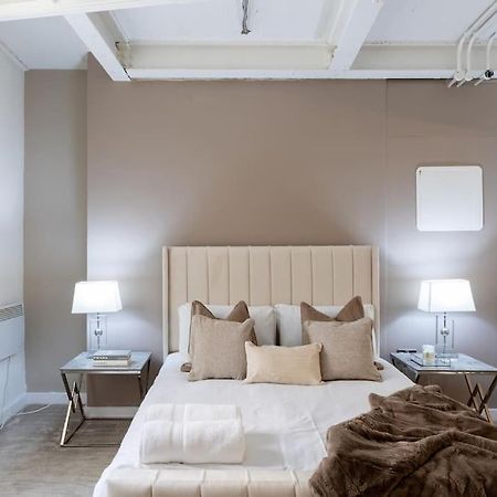 Luxury, Open Plan Apartment 브래드퍼드 외부 사진