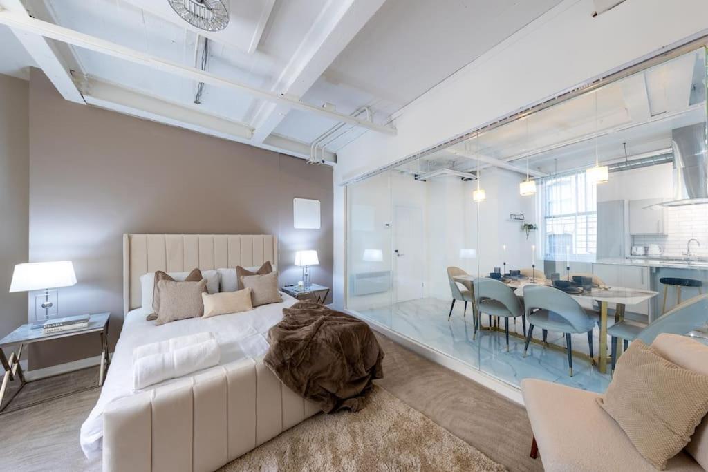 Luxury, Open Plan Apartment 브래드퍼드 외부 사진