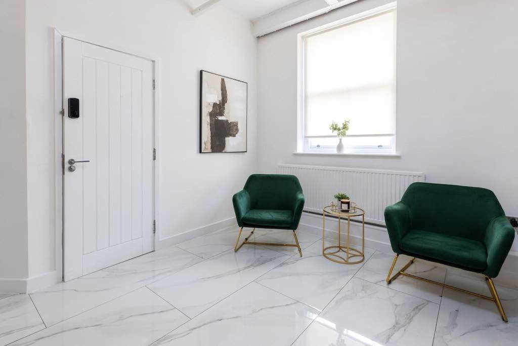 Luxury, Open Plan Apartment 브래드퍼드 외부 사진